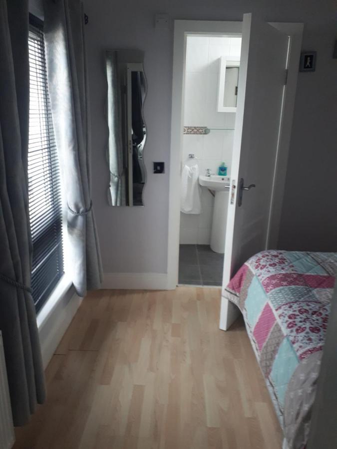 Ideal One Bedroom Appartment In Naas Oo Kildare Exteriör bild